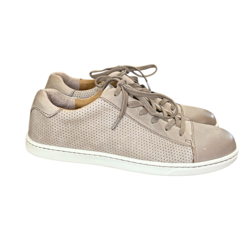 Born Ashram II Sneaker Men’s Size 8 Women’s Size 9.5